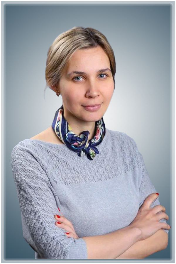 Сурина Елена Владимировна.